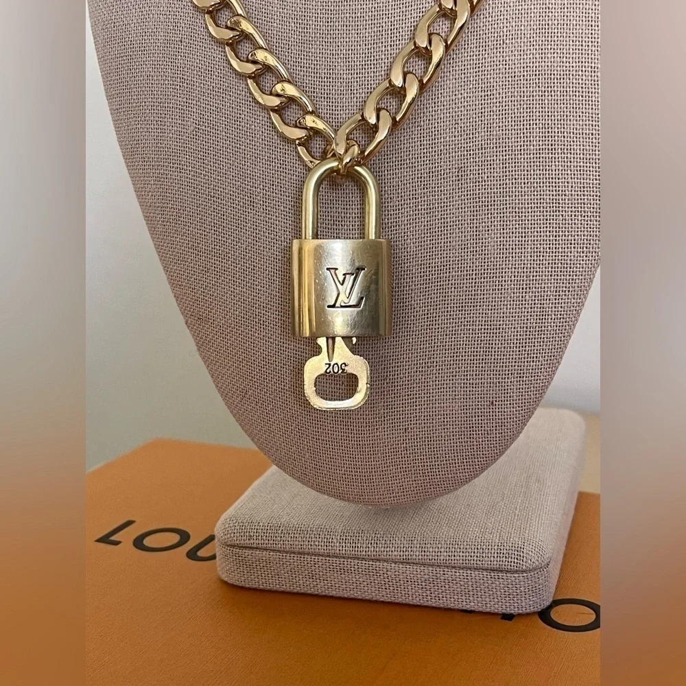 Vintage Louis Vuitton Lock & Key #302 with 18” Unbranded Cuban Link Necklace
